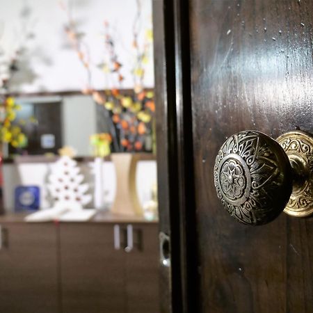 B&B Il Campanile Napoli Bagian luar foto